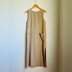 Natural no sleeves apron dress